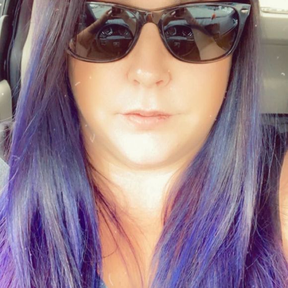 Meet your Posher, Christine - Picture 1 of 1